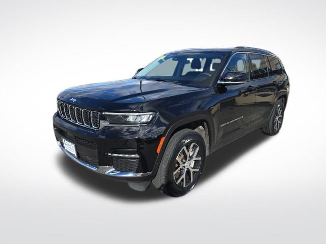 2023 Jeep Grand Cherokee Limited photo 3