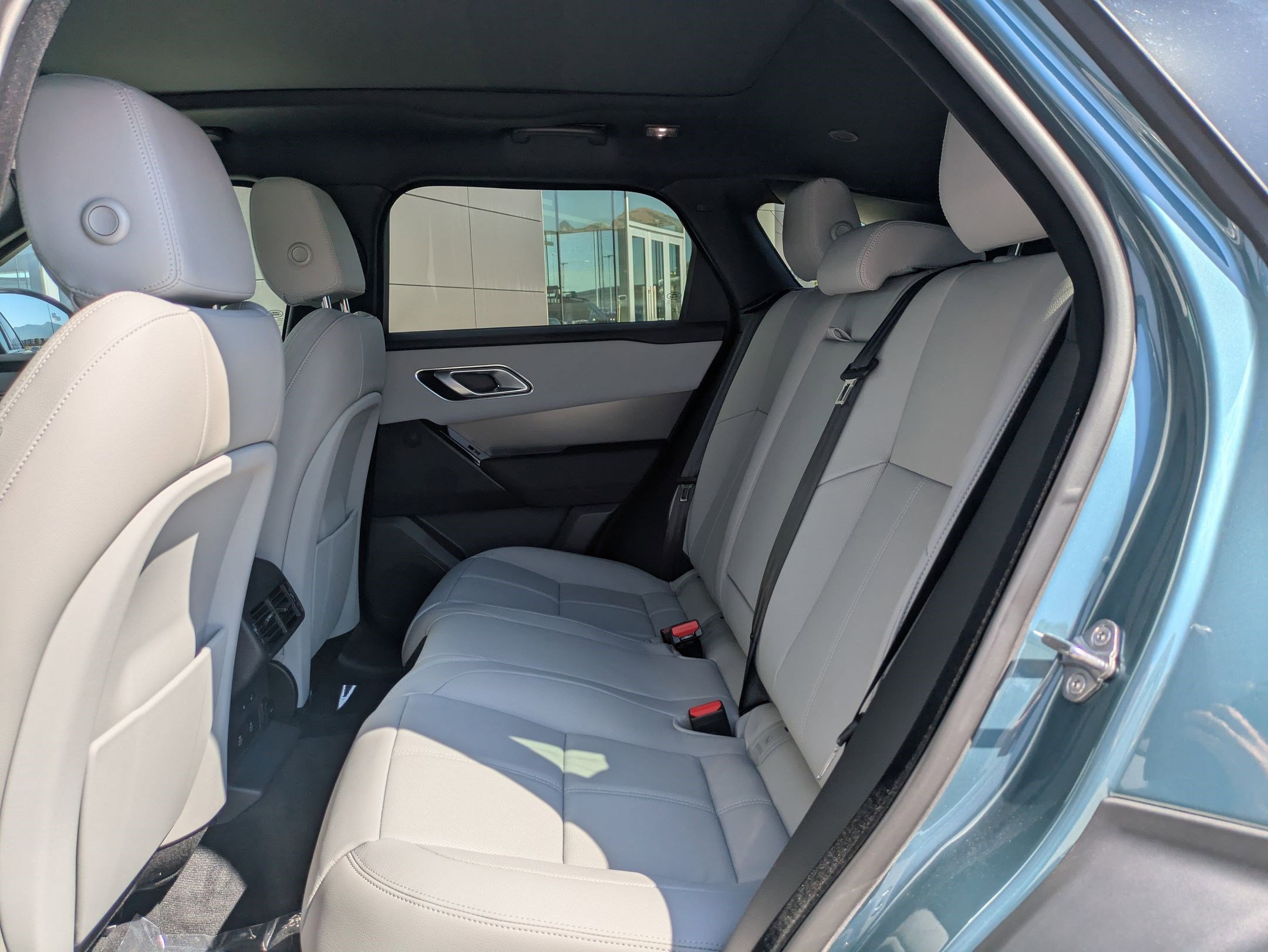 2026 Land Rover Range Rover Velar S photo 16