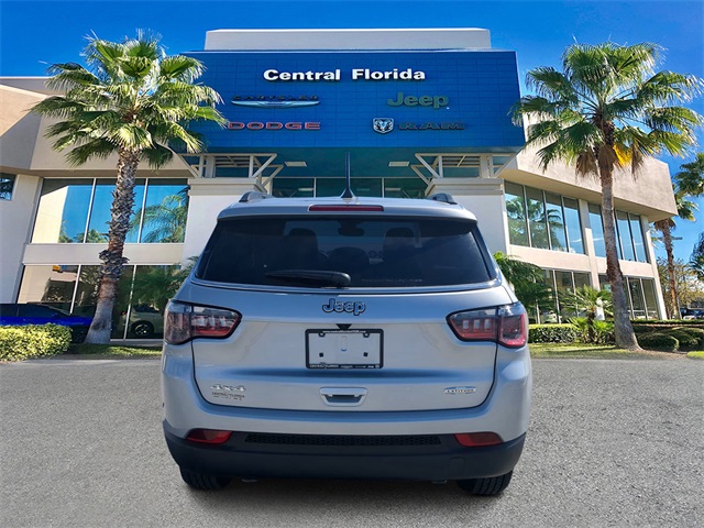 2025 Jeep Compass North Edition Latitude photo 4