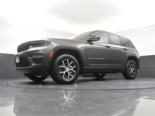 2025 Jeep Grand Cherokee Limited photo 18