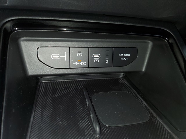 2025 Kia K5 EX photo 25