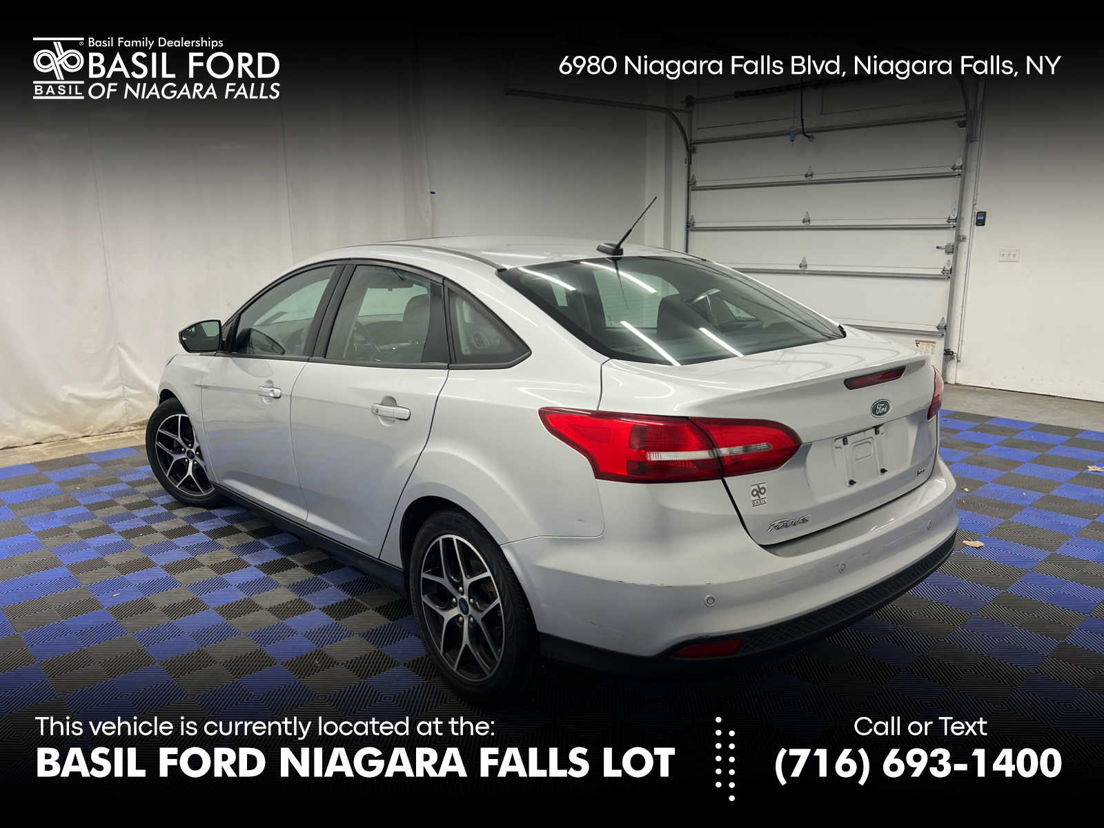 2018 Ford Focus SEL photo 4