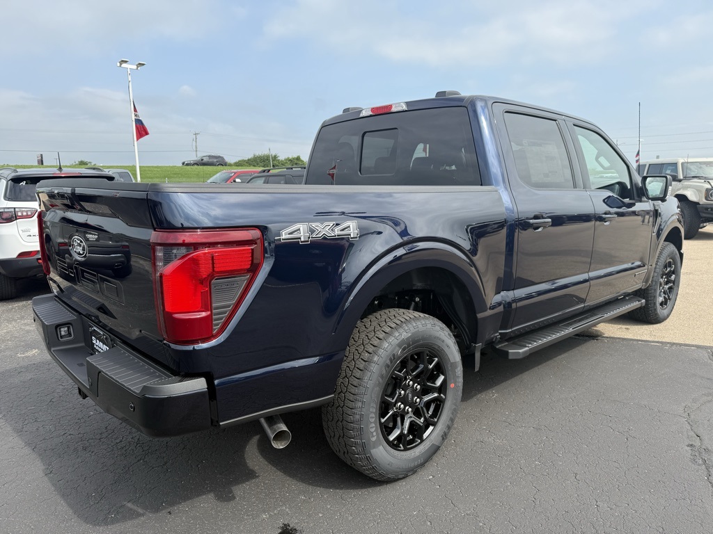 2025 Ford F-150 XLT photo 4
