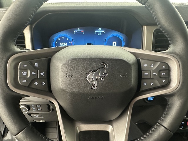 2025 Ford Bronco Outer Banks photo 31