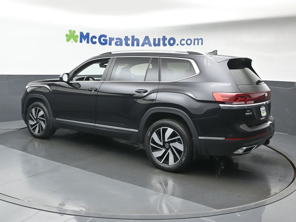 2024 Volkswagen Atlas SEL photo 19