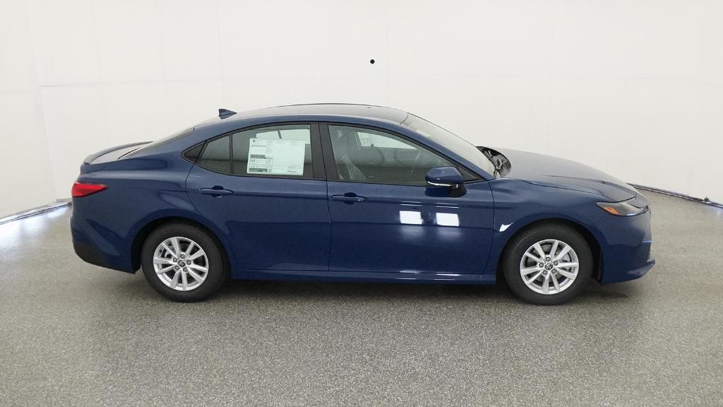 2026 Toyota Camry LE photo 25