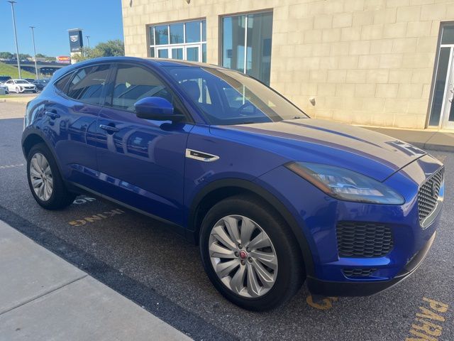 2018 Jaguar E-PACE SE photo 3