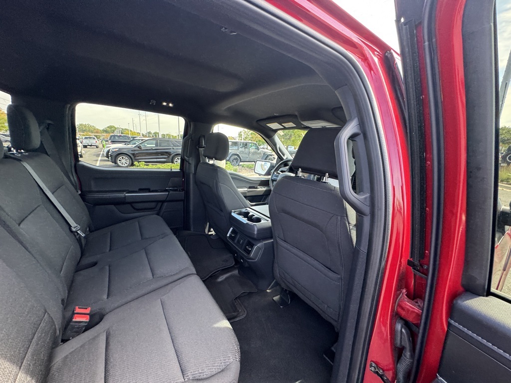 2024 Ford F-150 XLT photo 17