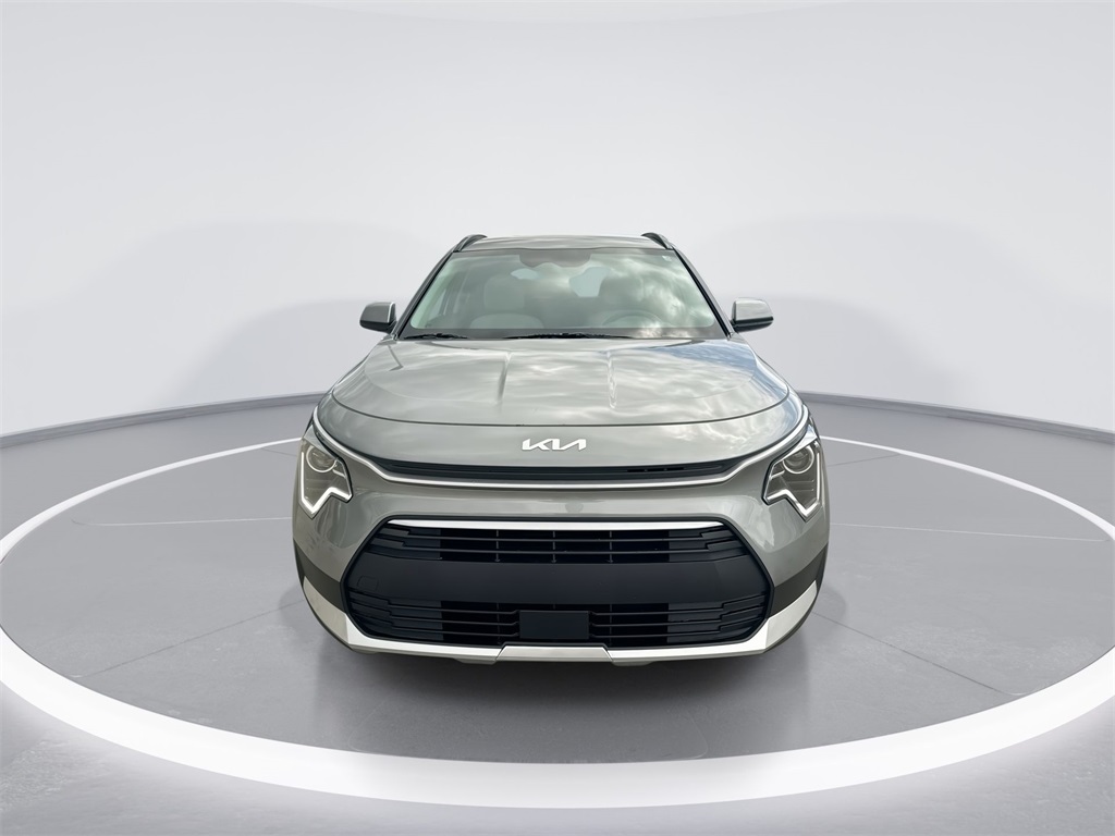 2025 Kia Niro EX photo 3