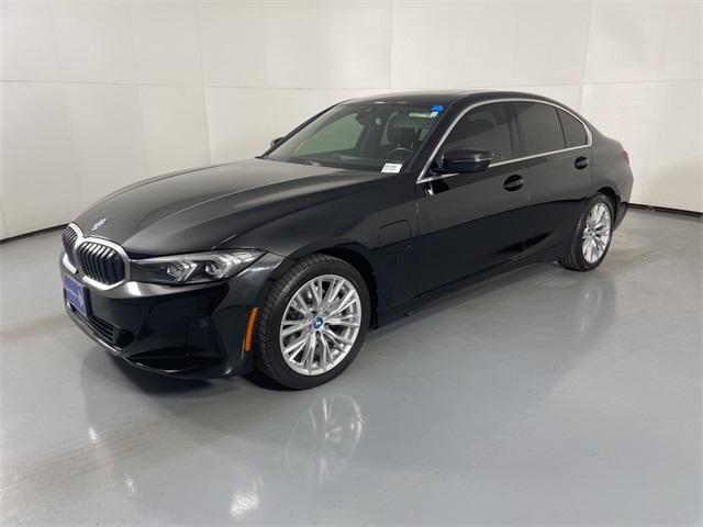 2024 Bmw 330e photo 4