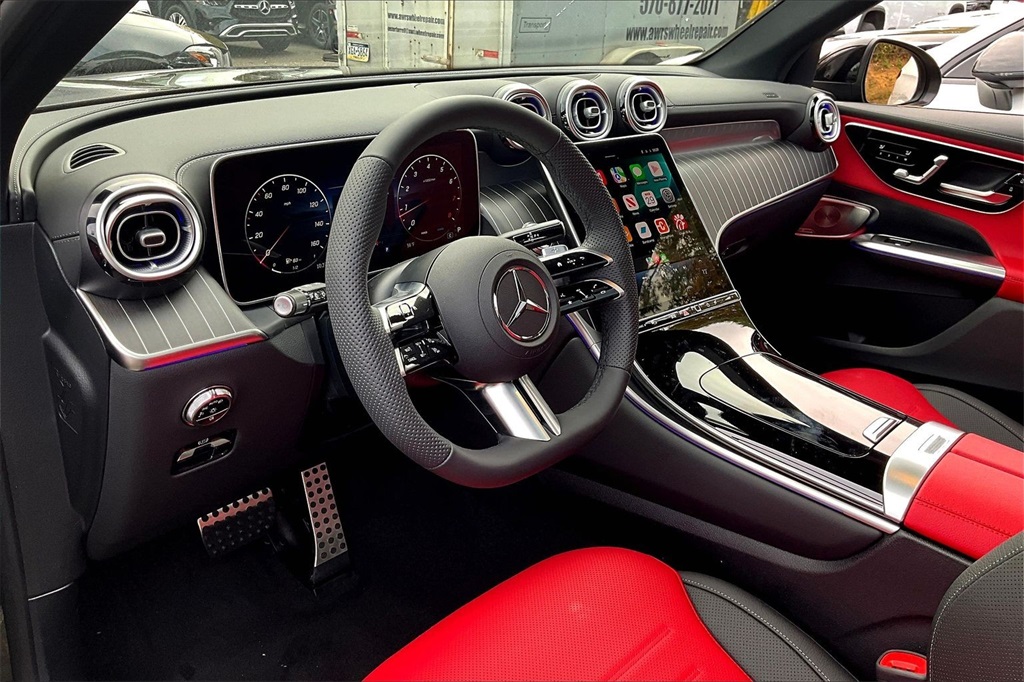 2026 Mercedes Benz GLC 300 4MATIC photo 4