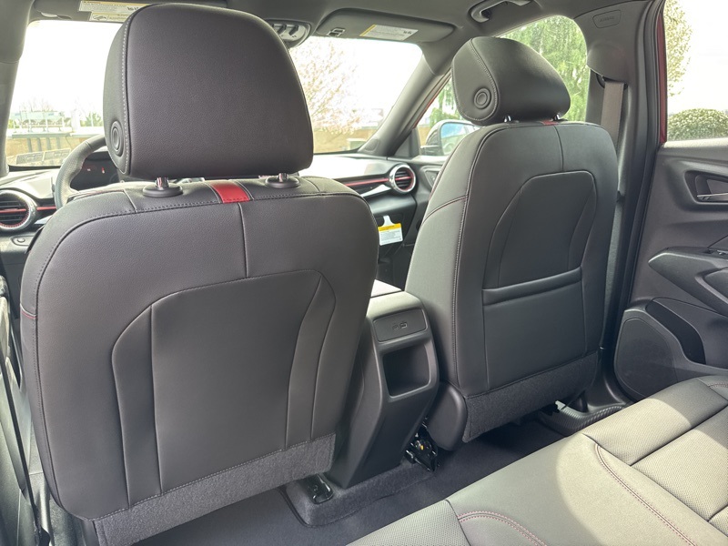 2025 Chevrolet Trax photo 31
