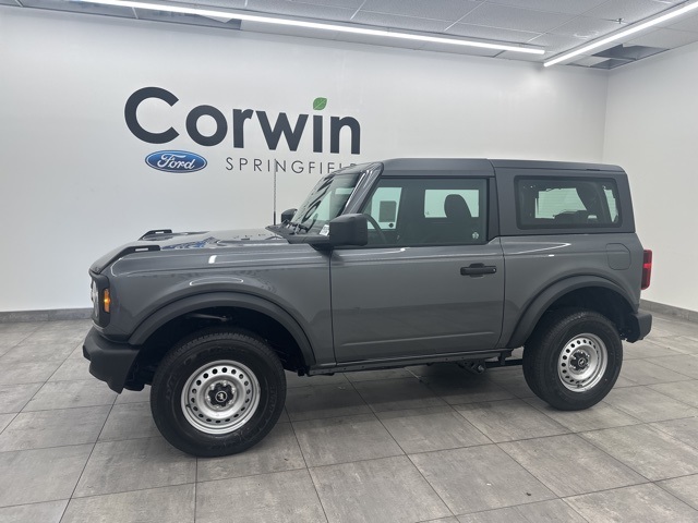 2025 Ford Bronco Base photo 7