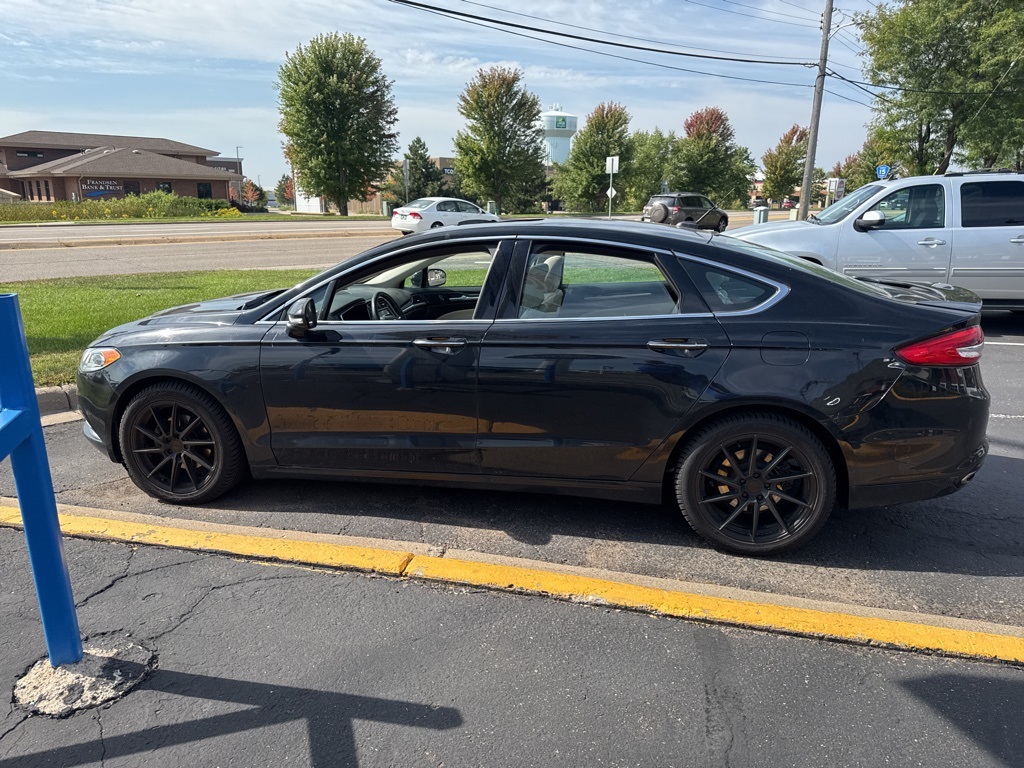 2018 Ford Fusion Titanium photo 3