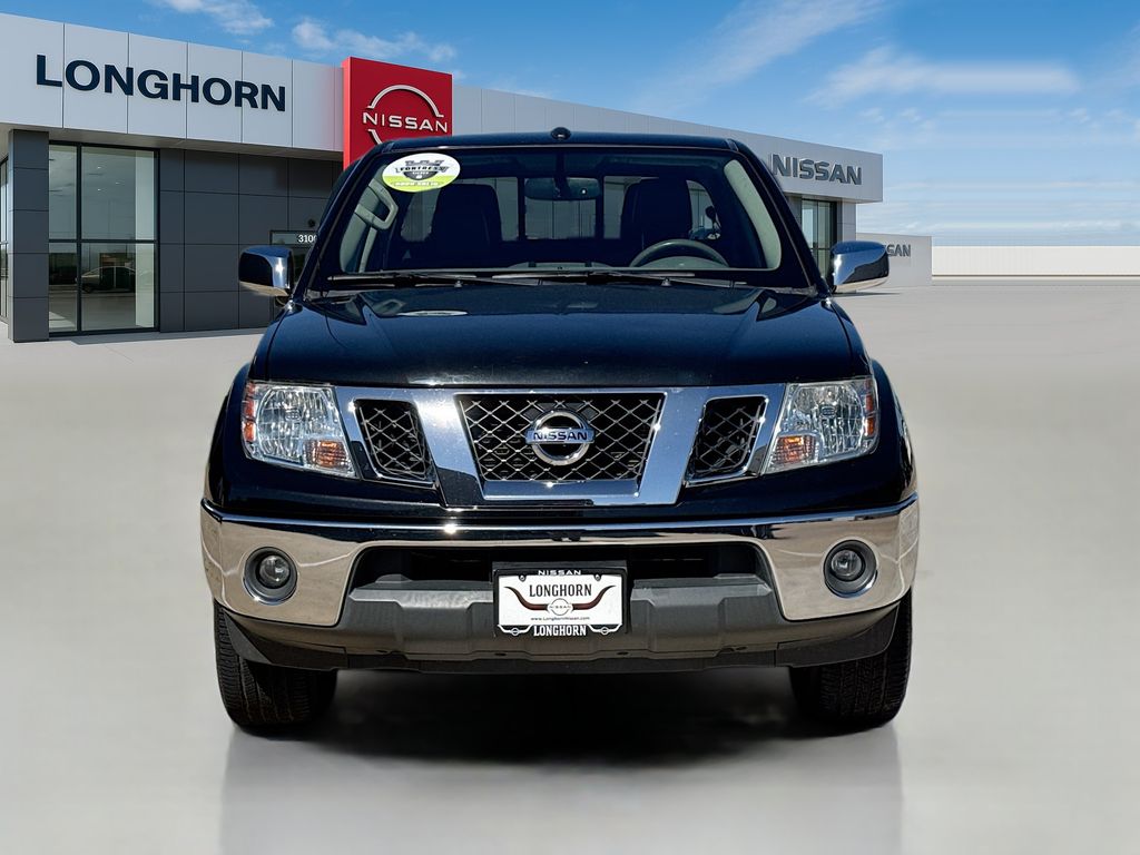 2019 Nissan Frontier SL photo 2