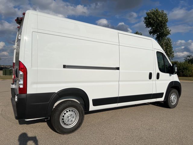 2025 Ram ProMaster 2500 photo 3