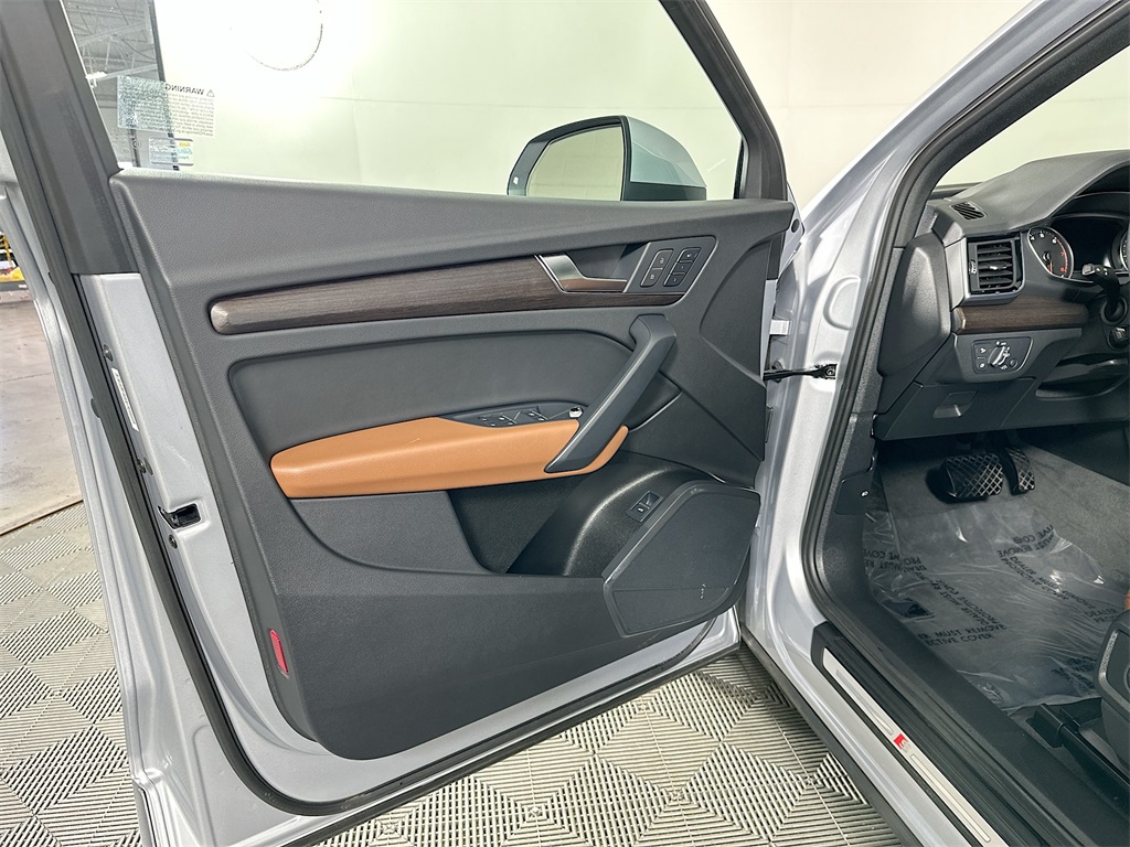 2022 Audi Q5 45 S line Premium photo 22