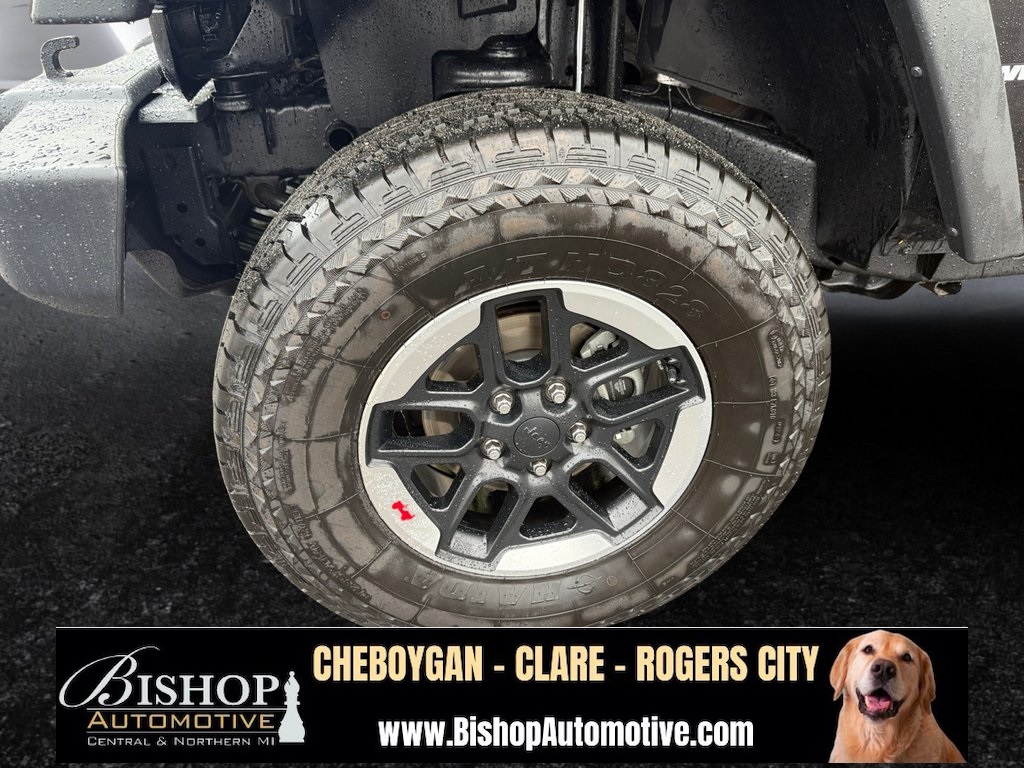 2017 Jeep Wrangler Sport photo 18
