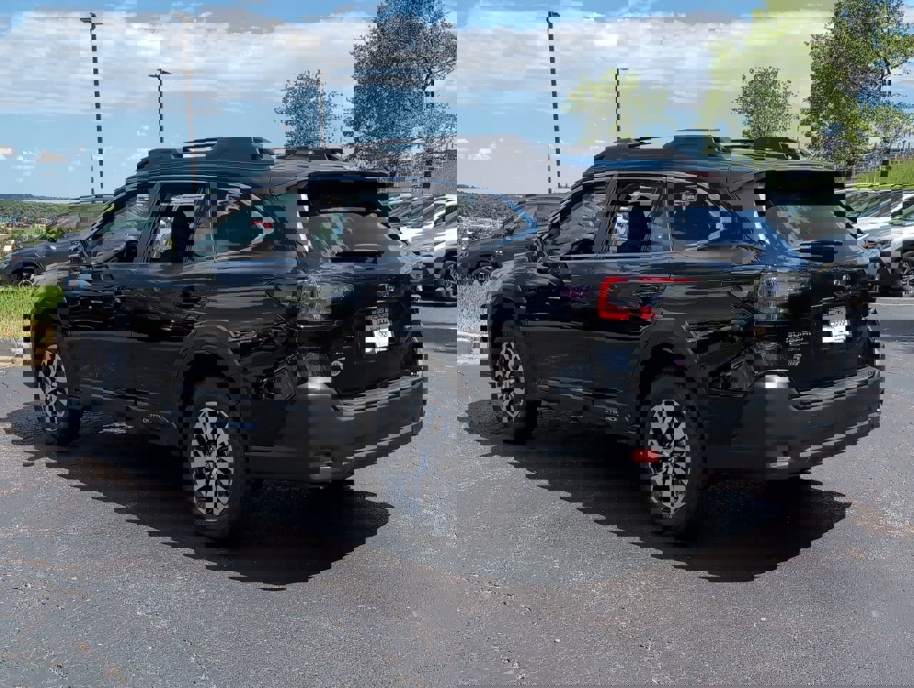 2025 Subaru Outback Premium photo 4
