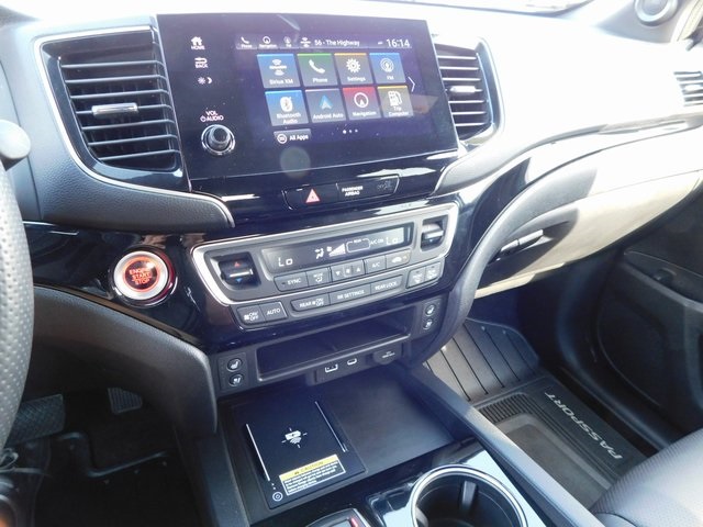 2025 Honda Passport Black Edition photo 38