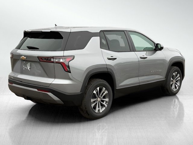 2026 Chevrolet Equinox LT photo 4