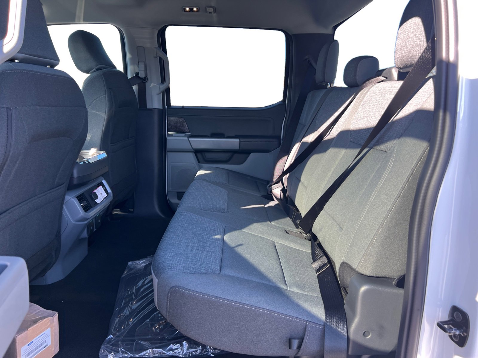 2024 Ford F-150 Lightning XLT photo 8