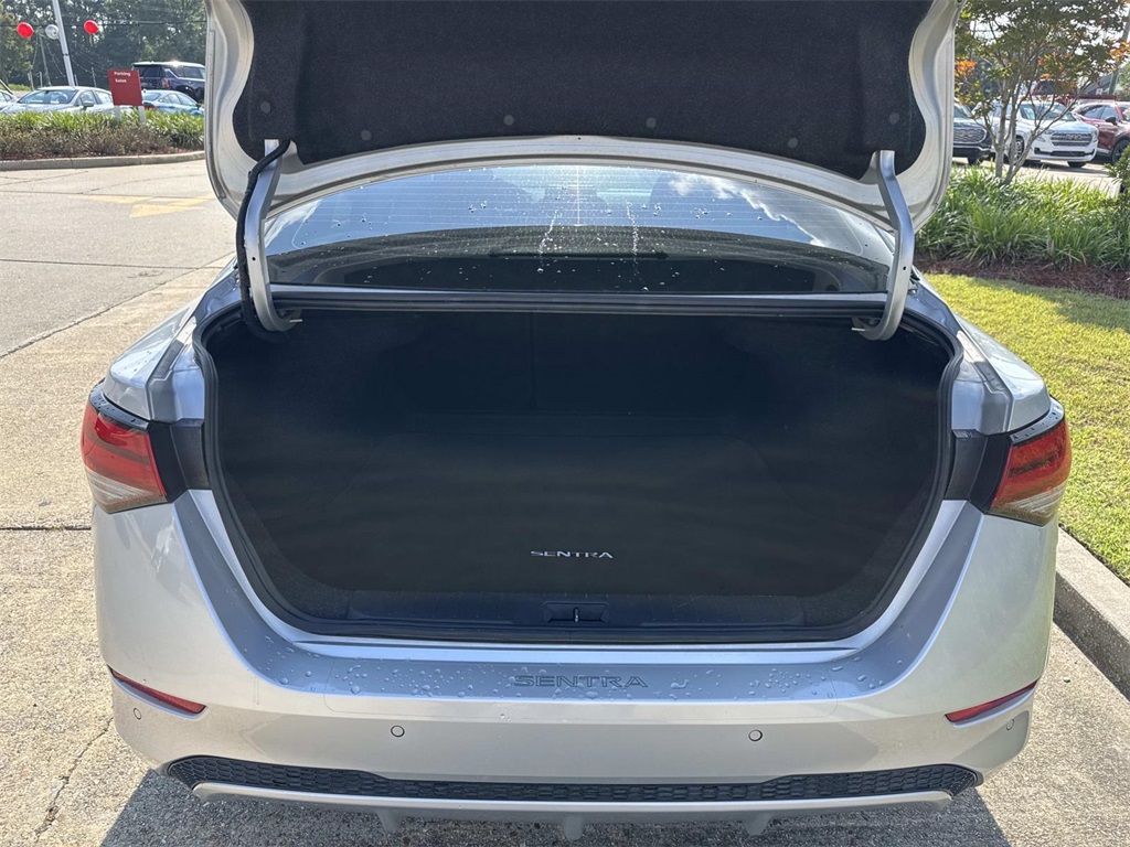 2021 Nissan Sentra SV photo 7