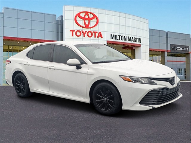 2019 Toyota Camry LE