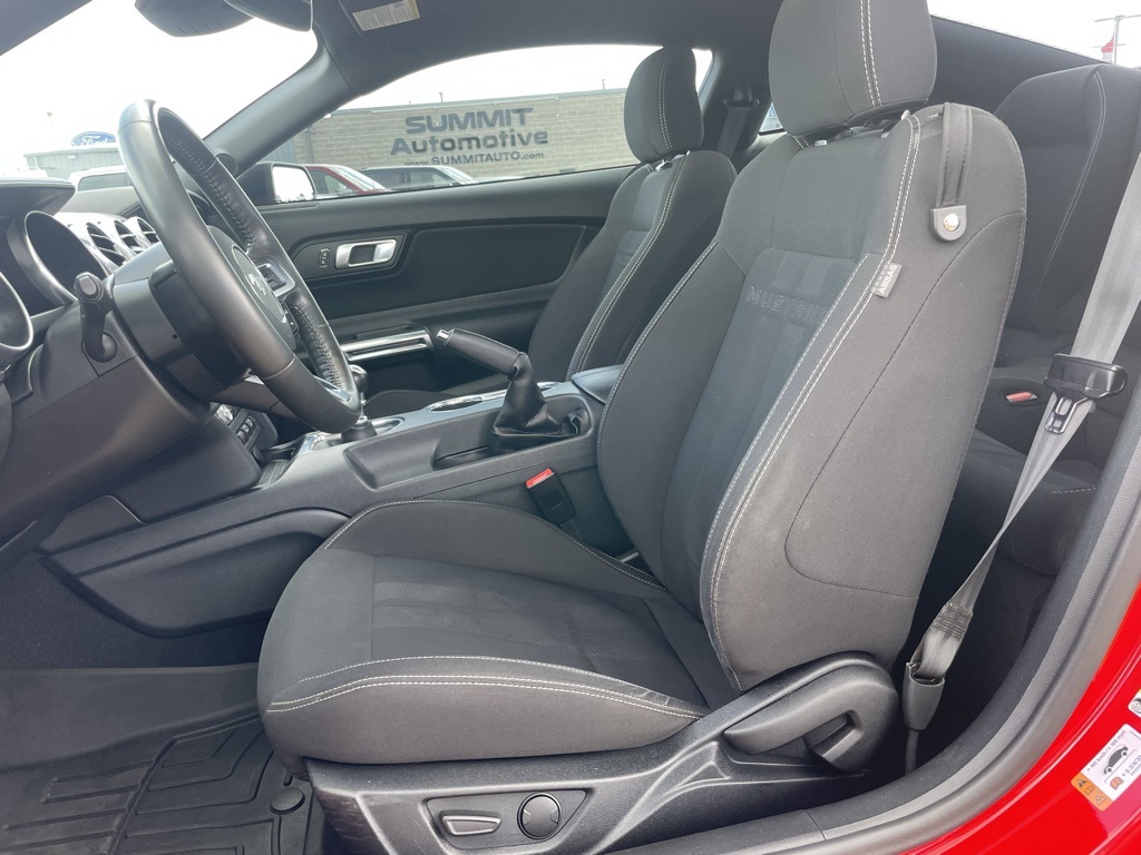 2021 Ford Mustang GT photo 8