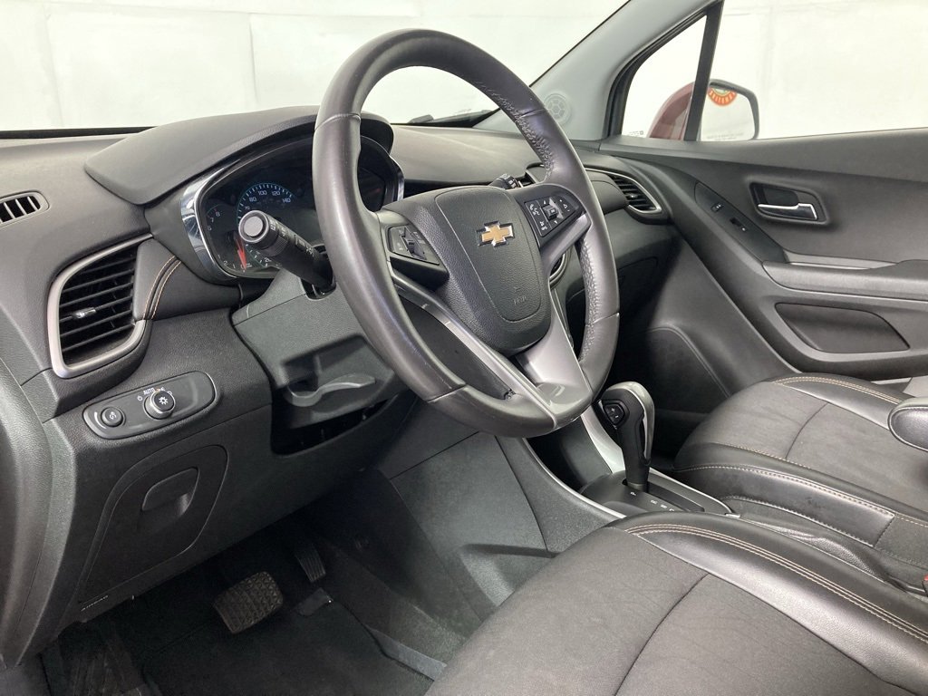 2017 Chevrolet Trax LT photo 12