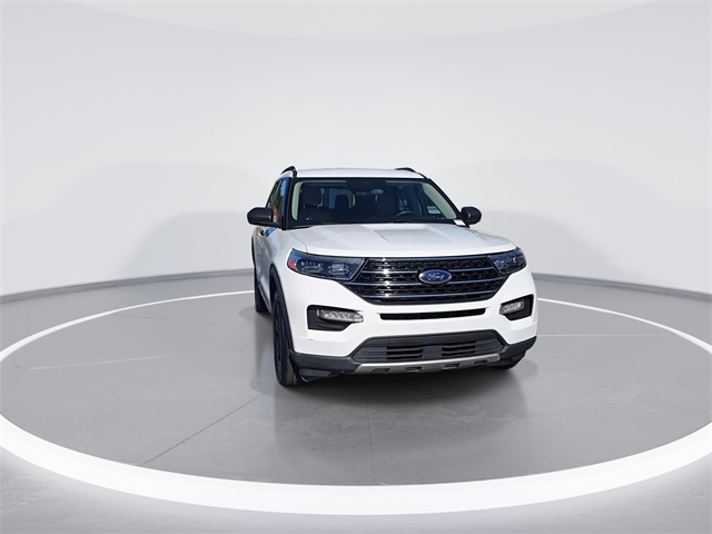 2021 Ford Explorer XLT photo 2