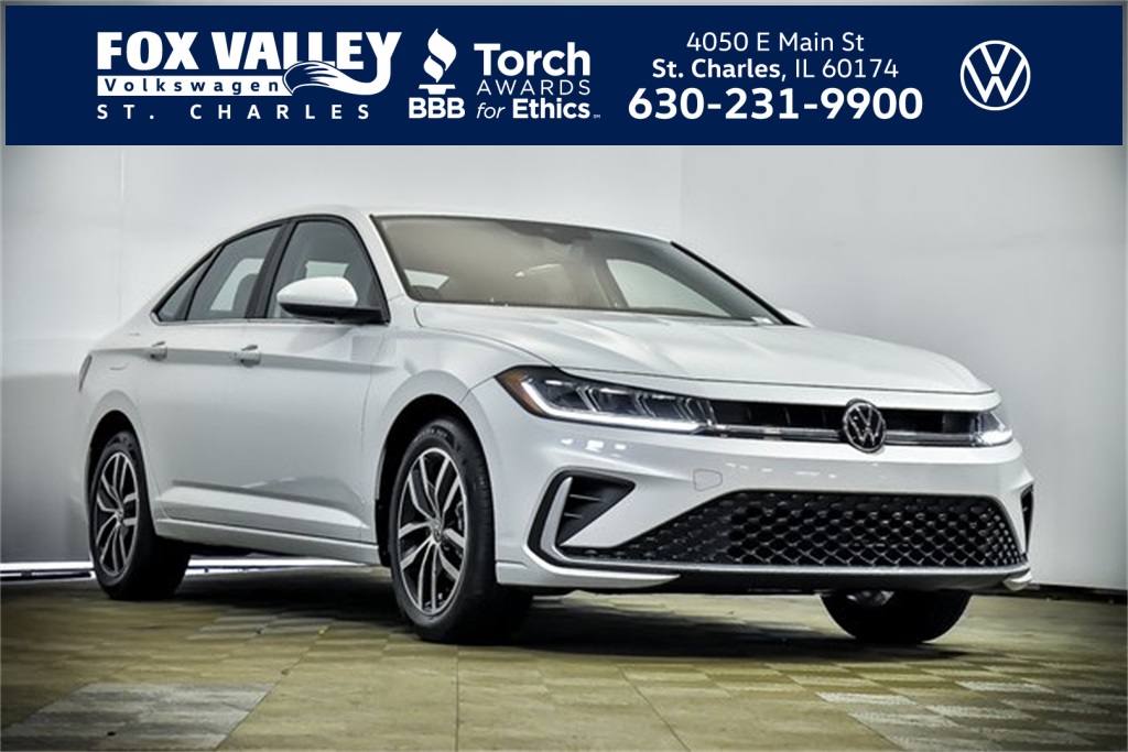 2025 Volkswagen Jetta SE's photo