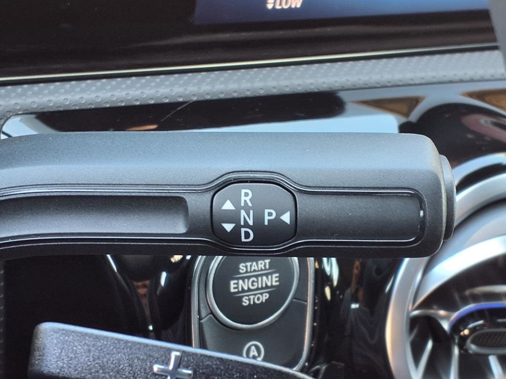 2025 Mercedes Benz CLA 250 photo 3