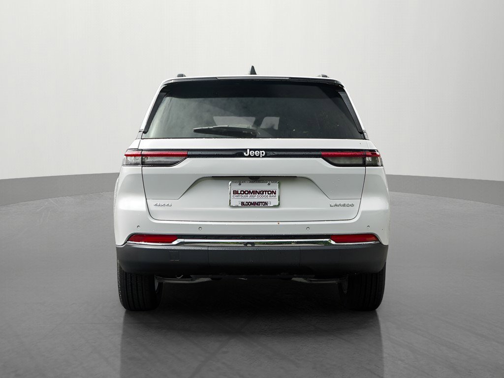 2025 Jeep Grand Cherokee Laredo X photo 4