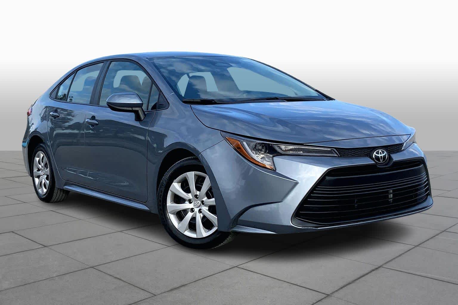 2025 Toyota Corolla - Image 3