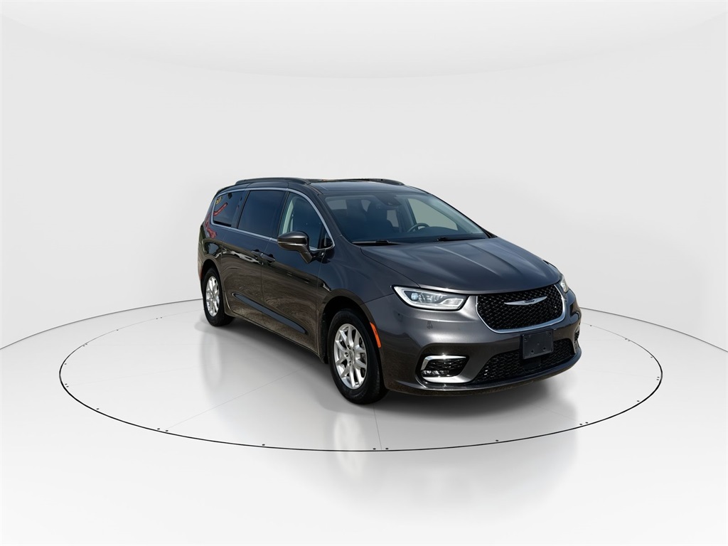 Used 2022 Chrysler Pacifica Touring L with VIN 2C4RC1BG2NR122354 for sale in Morgan City, LA