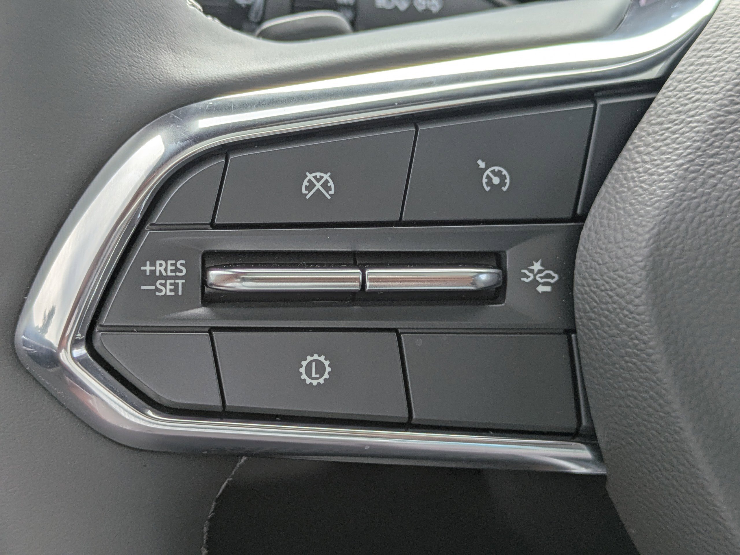 2025 Chevrolet Suburban High Country photo 25