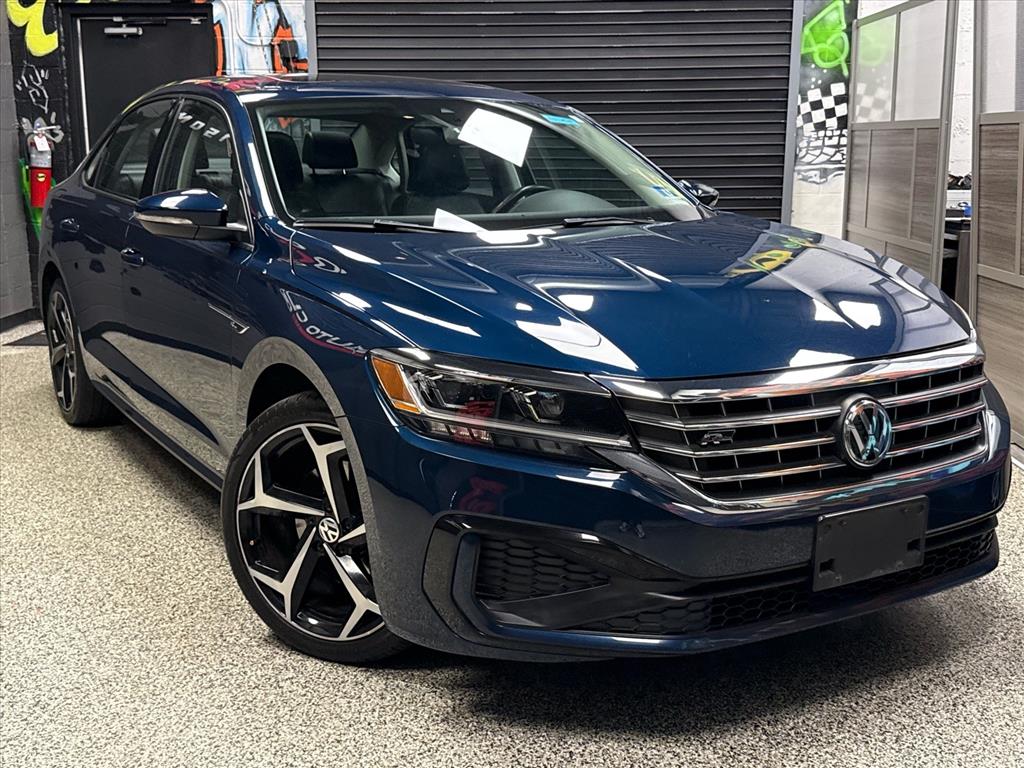 2020 Volkswagen Passat R-Line