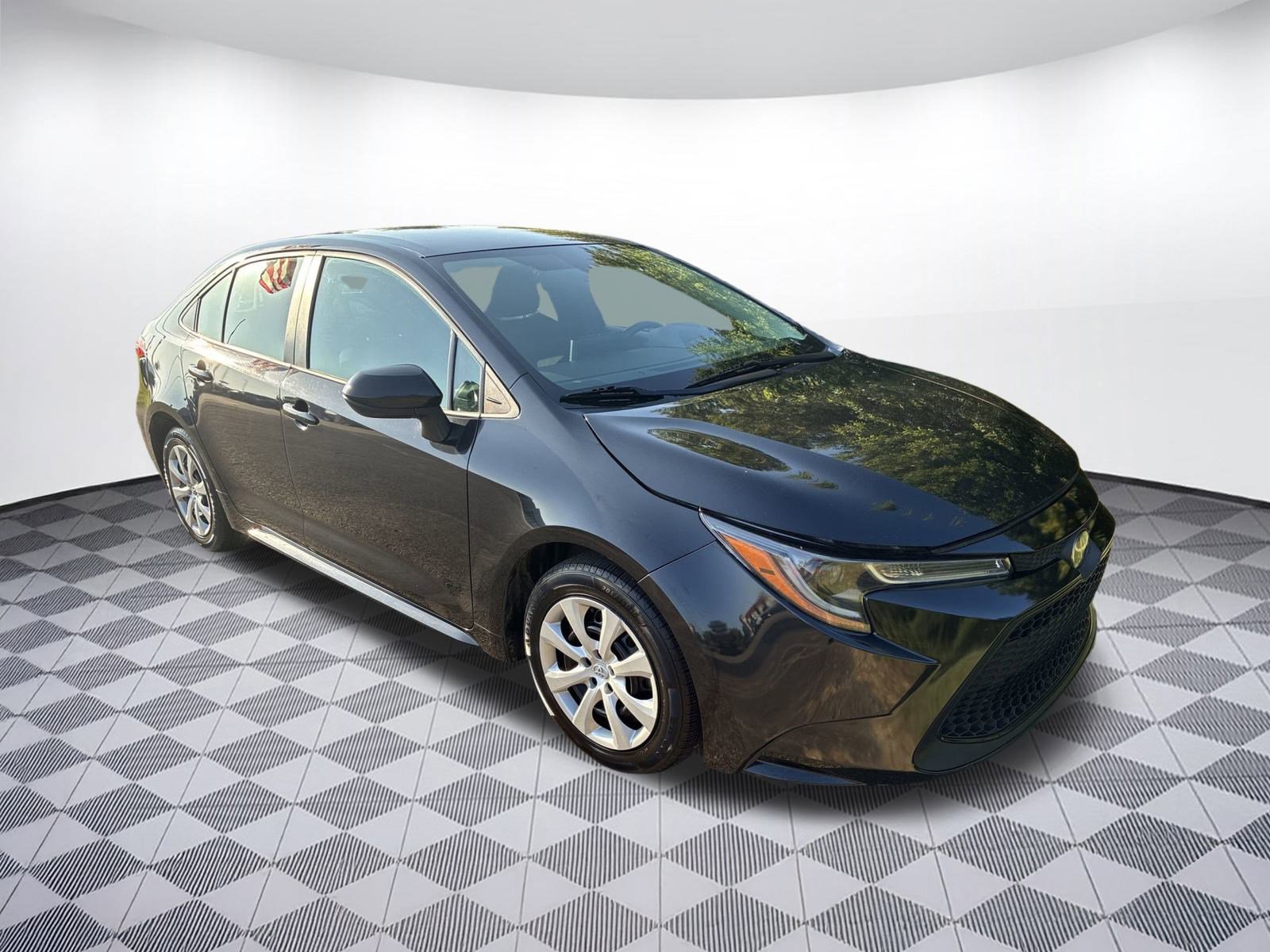 2021 Toyota Corolla LE photo 5