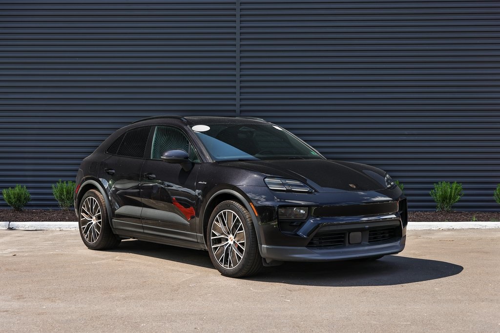 2024 Porsche Macan Electric 4 photo 9