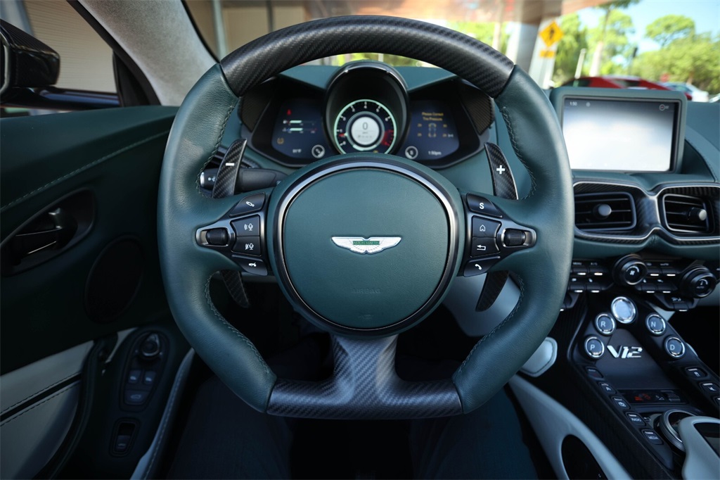 2023 Aston Martin Vantage photo 25