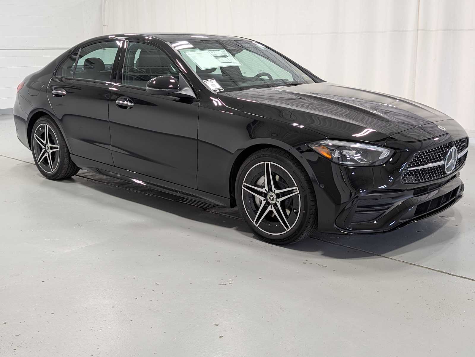 2025 Mercedes Benz C 300 4MATIC photo 4