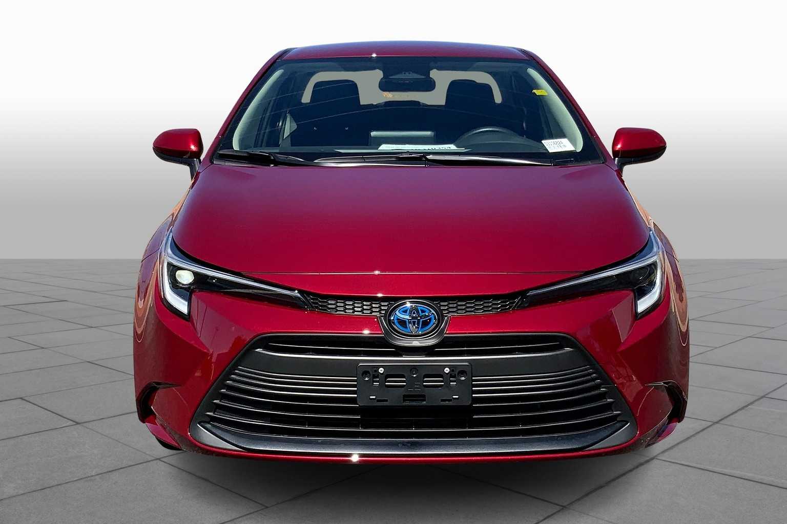 2025 Toyota Corolla Hybrid LE photo 3