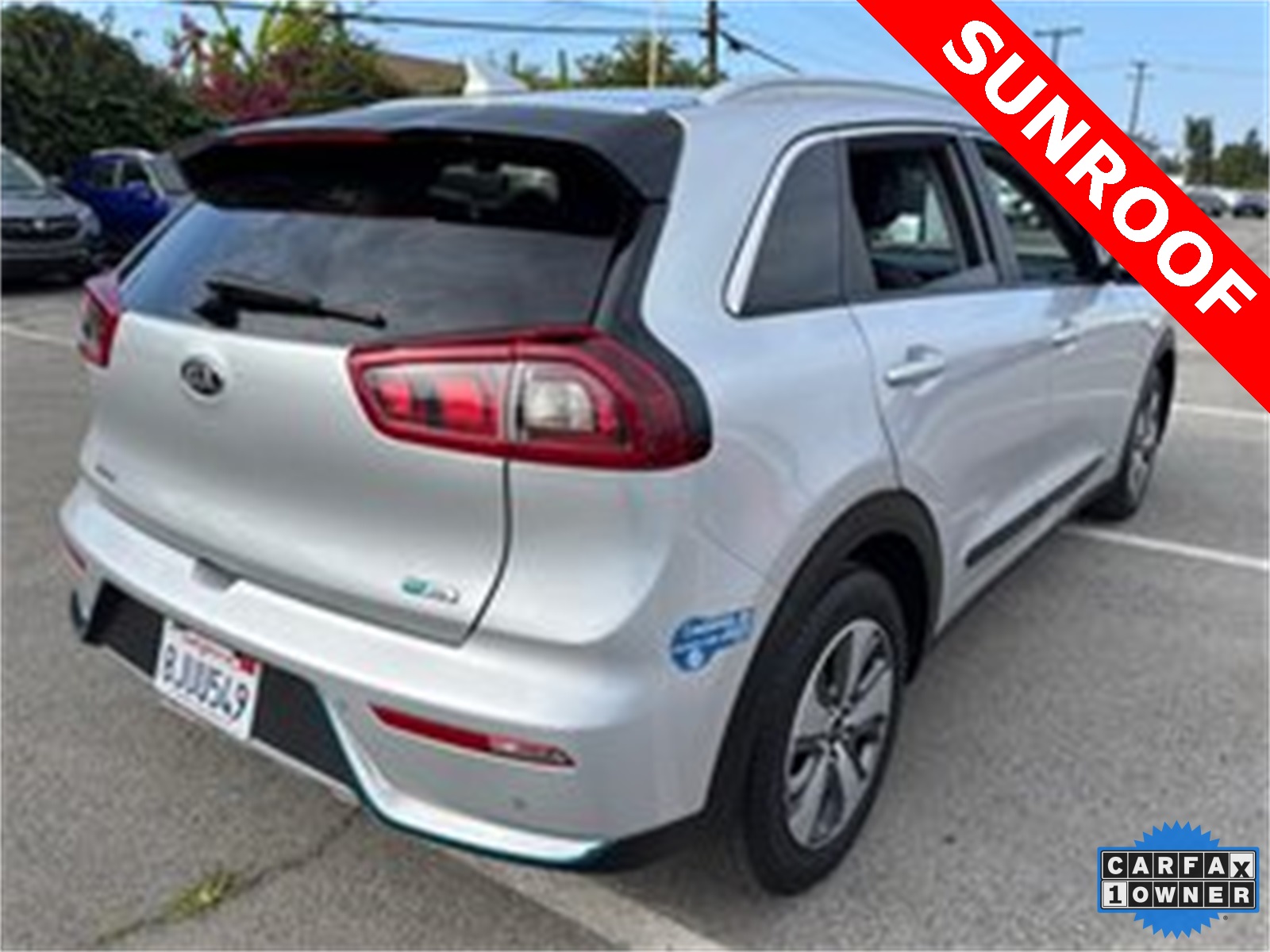 2019 Kia Niro Plug-In Hybrid EX Premium photo 2