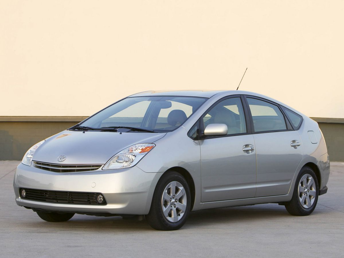 2005 Toyota Prius Base's photo