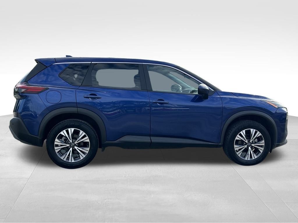 2023 Nissan Rogue SV photo 3