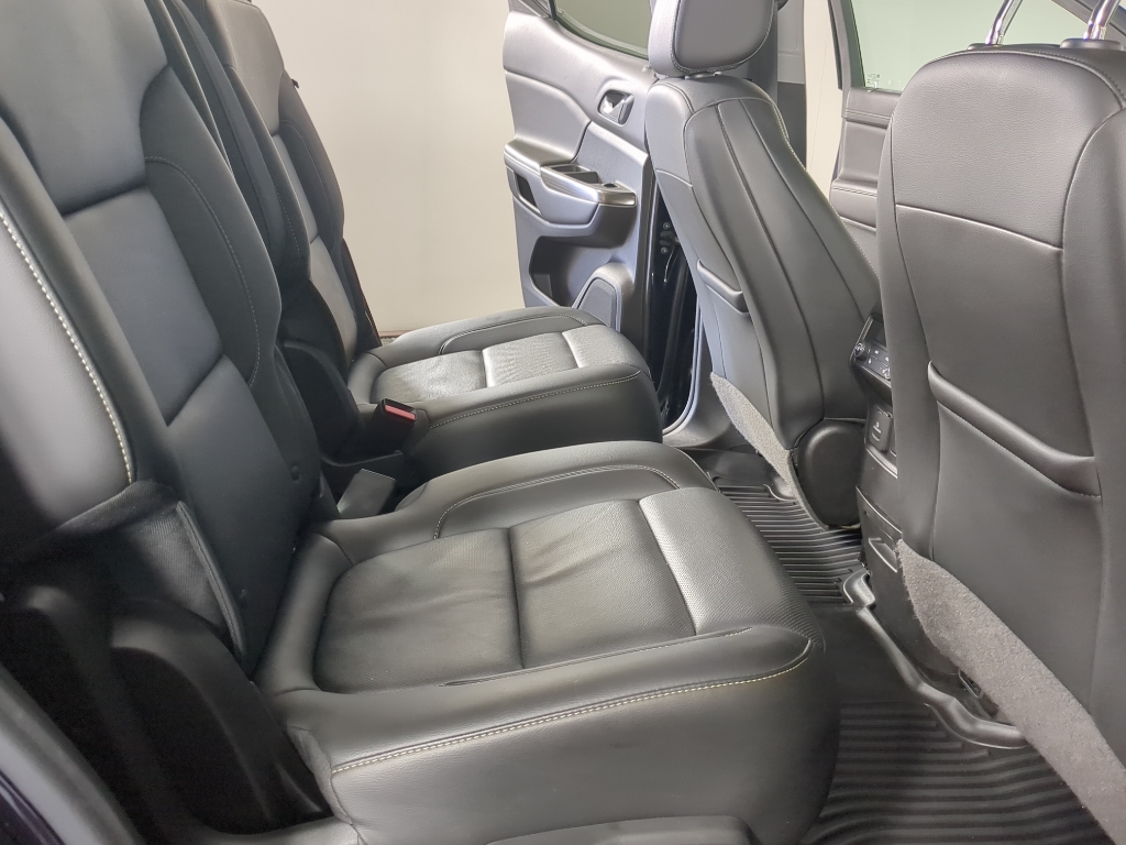2021 Gmc Acadia SLT photo 17