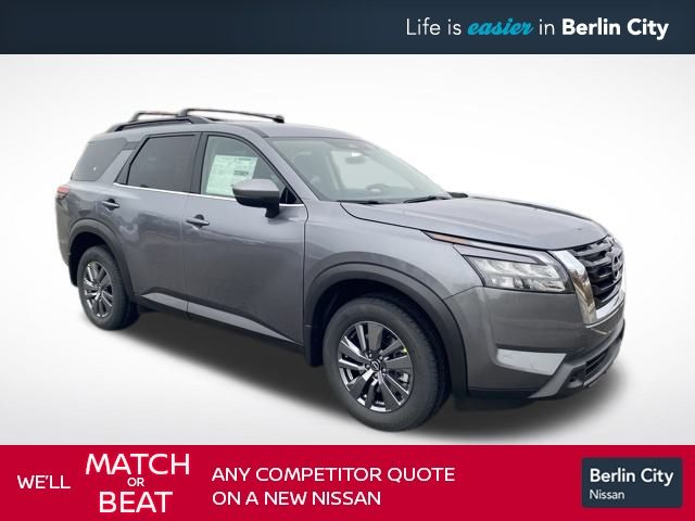 2025 Nissan Pathfinder SV's photo