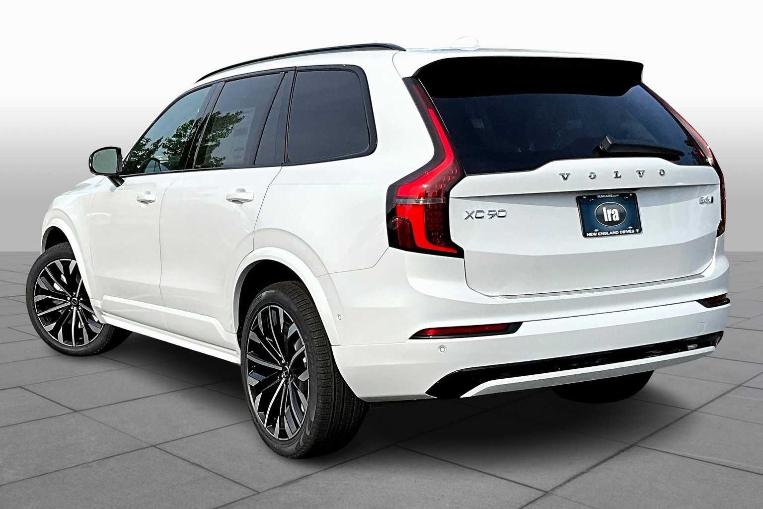 2026 Volvo XC90 photo 2