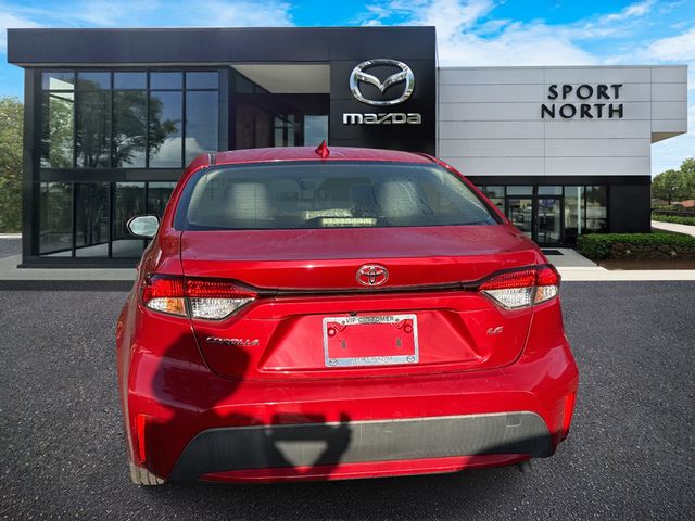 2020 Toyota Corolla LE photo 3